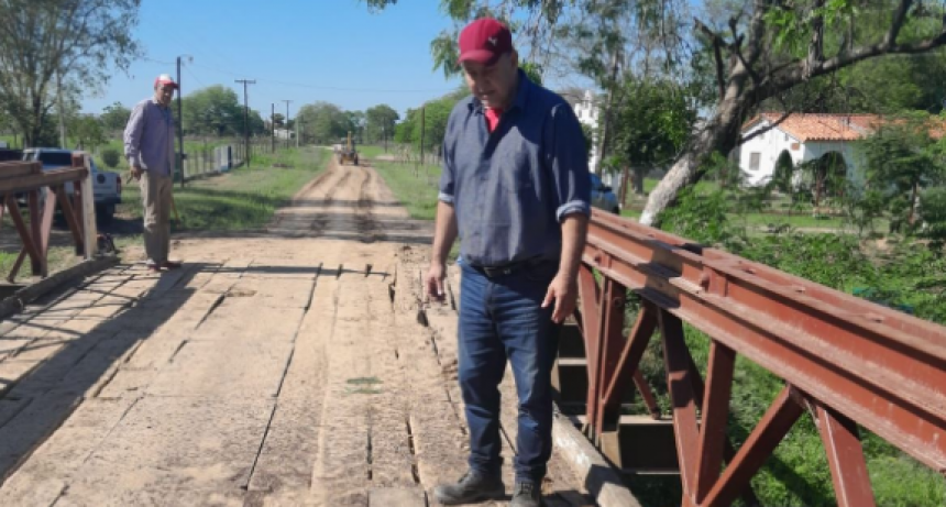 Vialidad provincial dio r&aacute;pida respuesta en la reparaci&oacute;n de un puente en la Colonia Apayerey