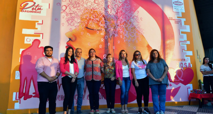 Habilitaron mural para concientizar sobre el c&aacute;ncer de mama