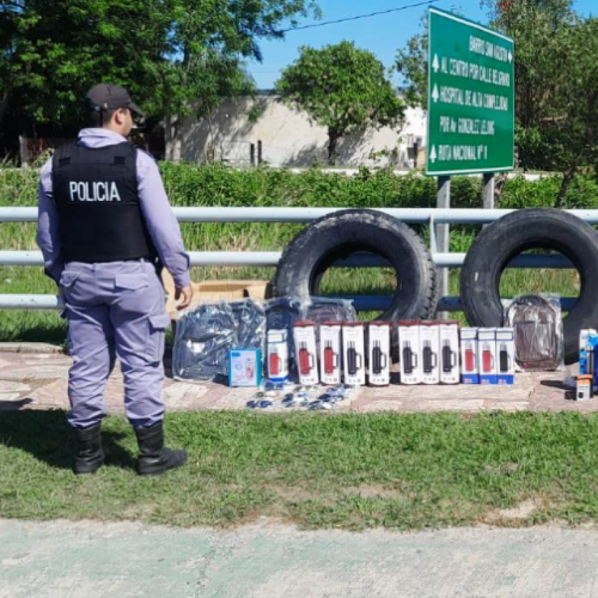 La Polic&iacute;a secuestr&oacute; mercader&iacute;as varias sin aval aduanero