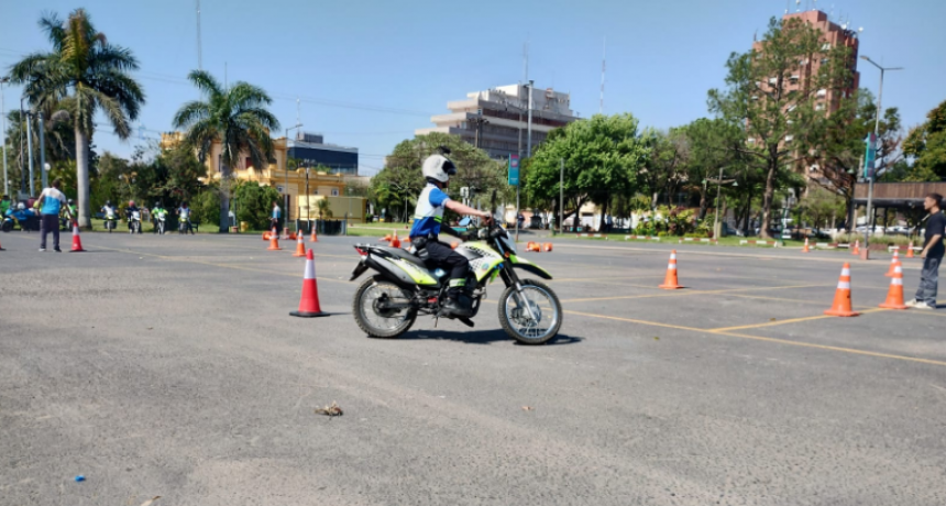 La Agencia Nacional de Seguridad Vial inici&oacute; la &ldquo;Cl&iacute;nica de Conducci&oacute;n Segura de Motocicletas&rdquo;