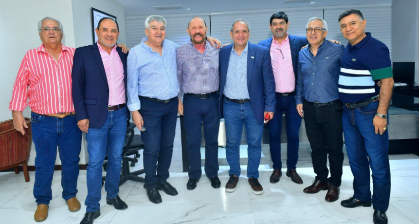Gildo Insfr&aacute;n se reuni&oacute; con miembros de La Bancaria