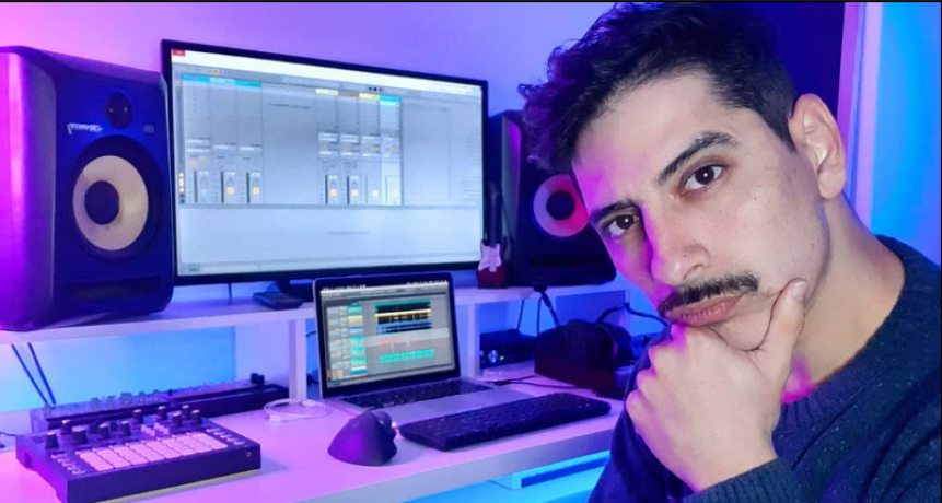 NAAVE, proyecto musical de Nicol&aacute;s Saavedra