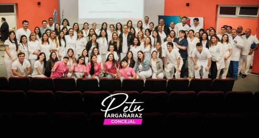  Visitamos el Hospital Odontol&oacute;gico 