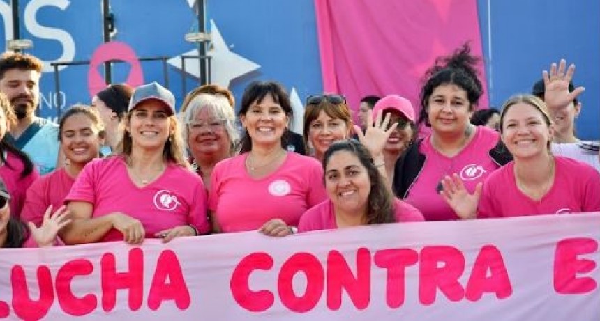 Se realizaron actividades por el &ldquo;Mes de la Lucha contra el C&aacute;ncer De Mama&rdquo; en el Play&oacute;n Municipal