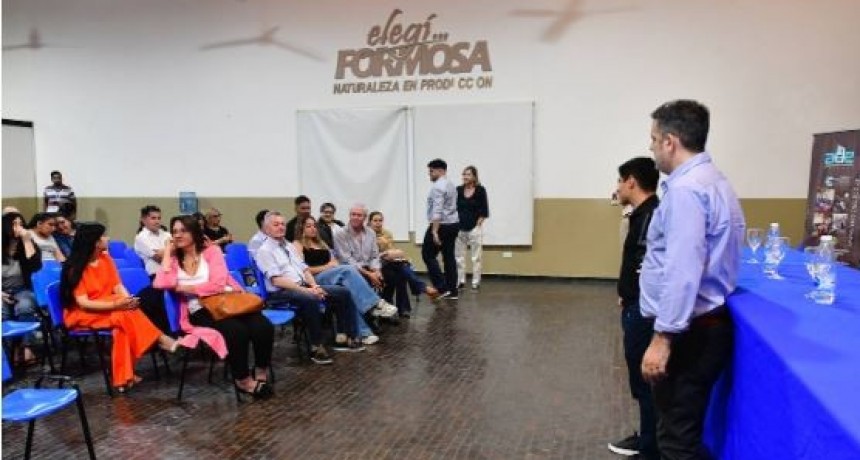 Se realizó la charla sobre líneas de créditos y servicios financieros del Banco Formosa