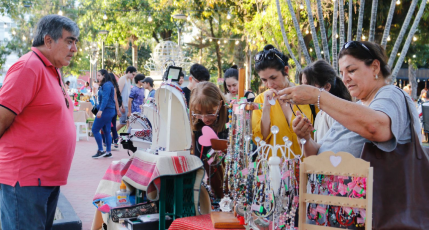 Con &eacute;xito se desarroll&oacute; una edici&oacute;n m&aacute;s de la tradicional Feria Emprendedora