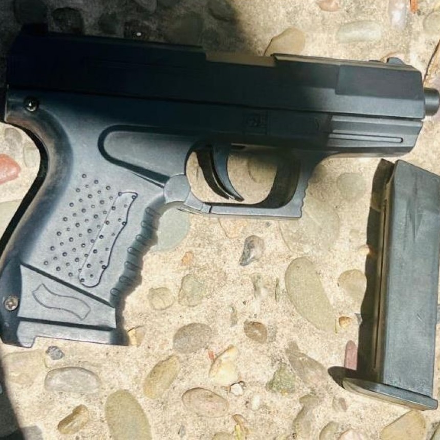 Un disturbio termin&oacute; con tres menores retenidos