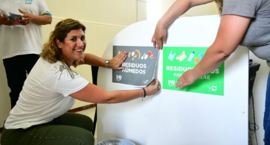 Se realiz&oacute; campa&ntilde;a de separaci&oacute;n de residuos en distintas dependencias municipales