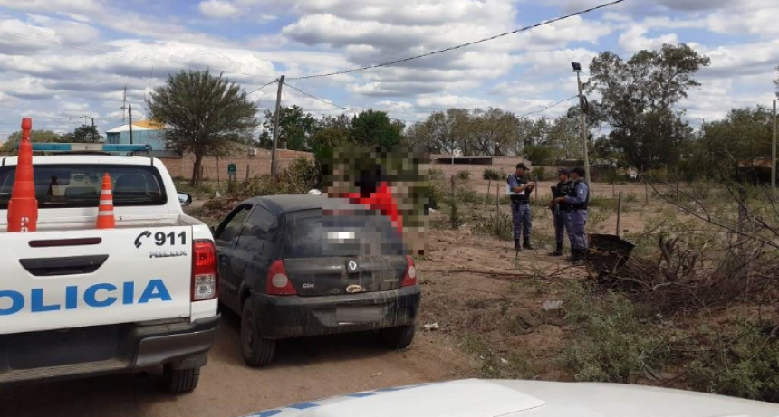 Ingeniero Ju&aacute;rez: Recuperan un autom&oacute;vil y detienen a dos sujetos que extorsionaron a una mujer para devolverle documentaciones sustra&iacute;das