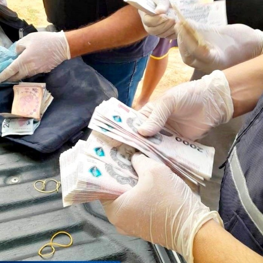 Intentó sobornar a un efectivo policial para pasar animales vacunos de contrabando al Paraguay y quedó detenido