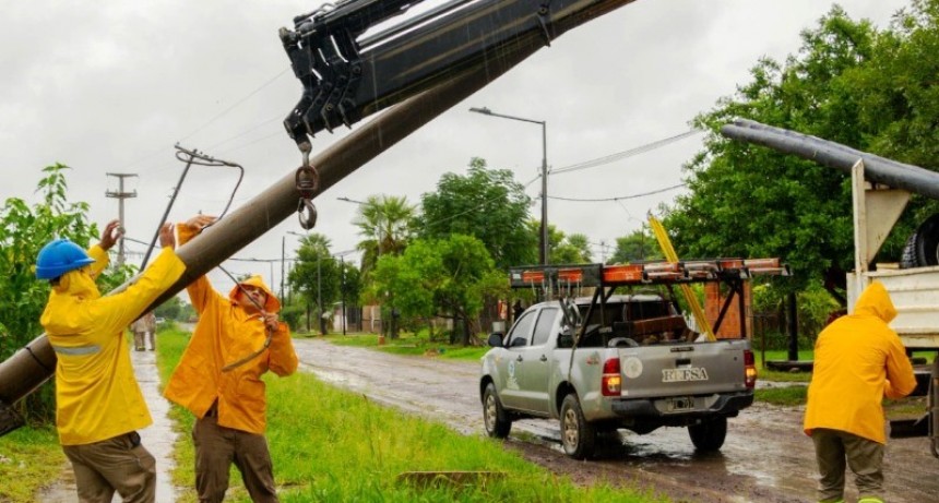 Refsa trabaja en restablecer servicio de energía tras tormenta que afectó Capital, Tatané y el oeste provincial