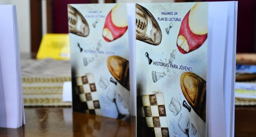 El Plan de Lecturas presentó la primera antología para jóvenes, de la que participaron escritores noveles y artistas formoseños