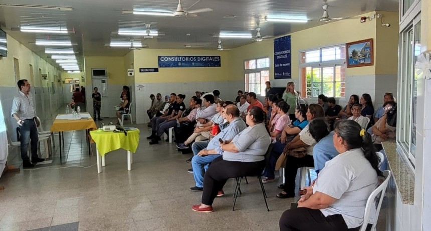 Representantes de diferentes instituciones de Gobierno se reunieron en el hospital de Comandante Fontana para seguir fortaleciendo la lucha contra el dengue