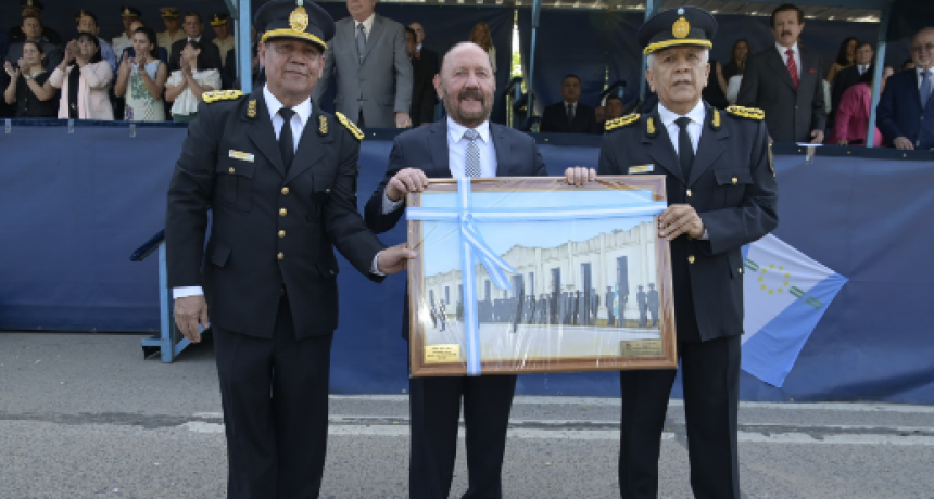 El gobernador Insfrán presidió el acto del 64º aniversario de la Policía de Formosa