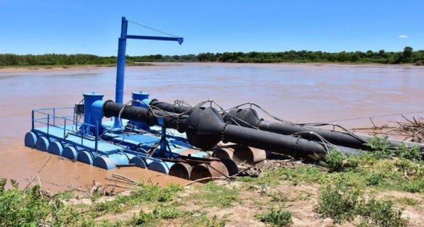 El SPAP garantizó la calidad del agua potable ante aparición de algas en el río Bermejo