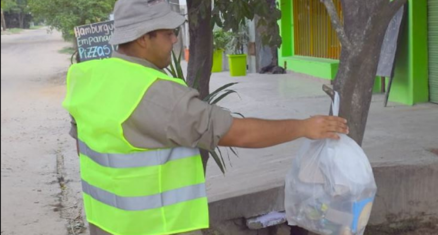 Desde la comuna capitalina recordaron los horarios de recolección de residuos domiciliarios
