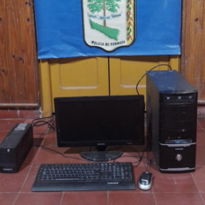 Recuperan equipos inform&aacute;ticos de una escuela