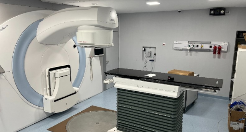 Destacan los equipamientos de alta tecnología con los que cuenta el Centro de Medicina Nuclear y Radioterapia