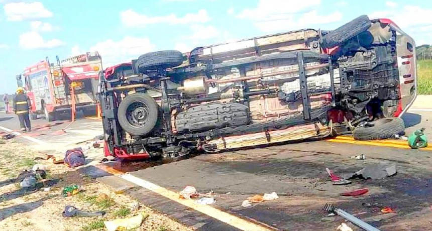 Clorinda: Un menor de 6 años falleció tras el vuelco de una camioneta