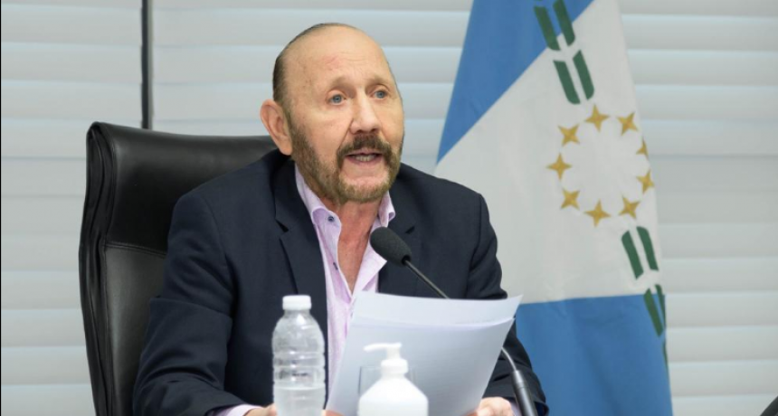 Insfrán anunció la continuidad de la campaña de vacunación contra el COVID-19