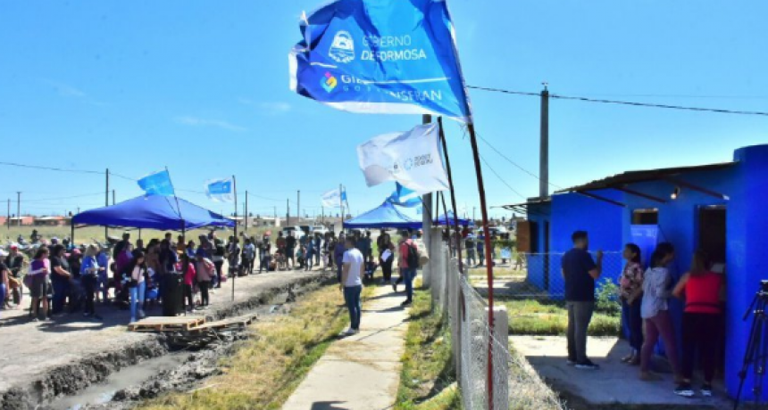 Se entregaron los módulos habitacionales a 145 familias en el barrio Lote 110