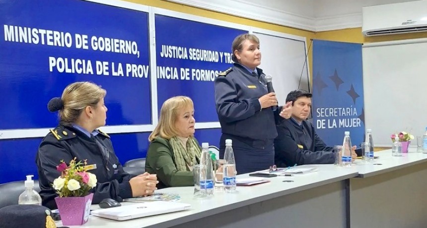 Garc&iacute;a brind&oacute; detalle del trabajo realizado en la Secretar&iacute;a de la Mujer