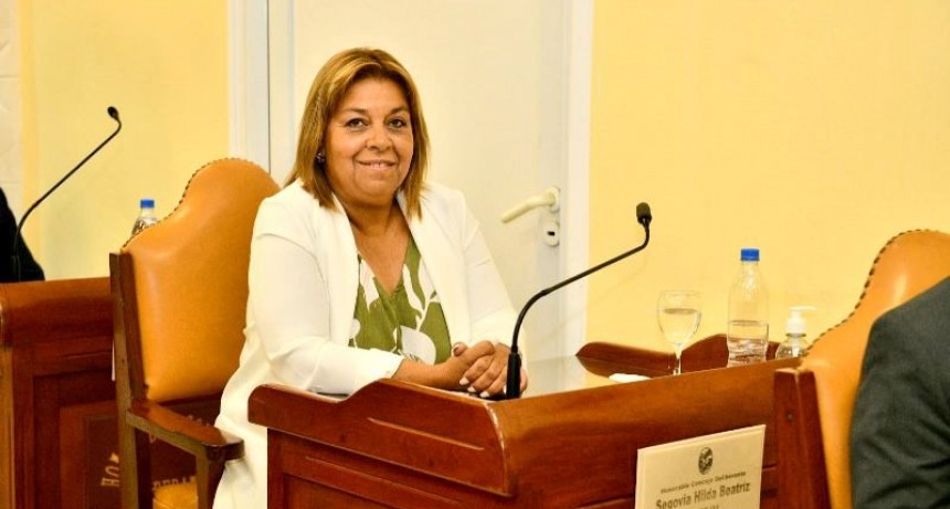 Beatriz &ldquo;Kita&rdquo; Segovia asumi&oacute; su banca en el HCD &ldquo;con el compromiso de trabajar poniendo el coraz&oacute;n&rdquo;