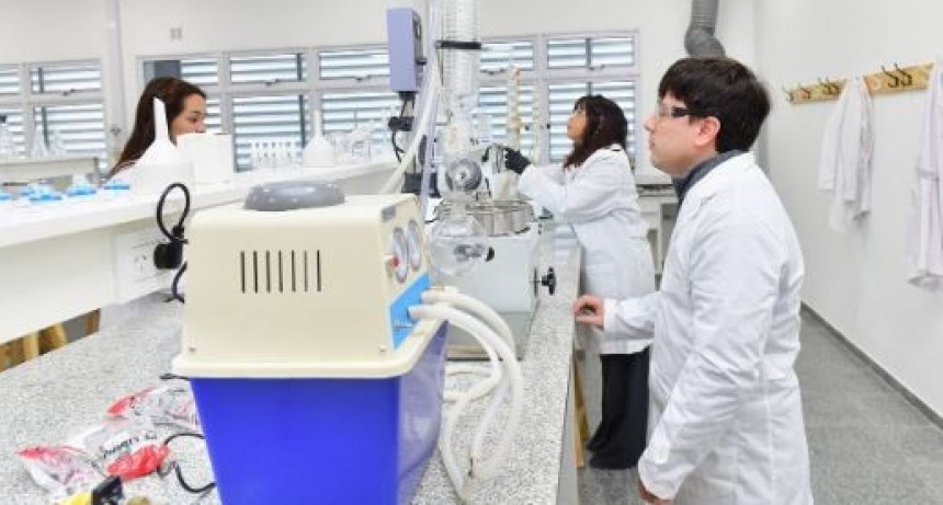 Ar&aacute;oz traz&oacute; un balance positivo del a&ntilde;o educativo y advirti&oacute; por el impacto del nuevo proyecto de &ldquo;Libertad Educativa&rdquo;