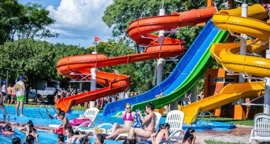 El Colorado: El viernes 19 se inaugurar&aacute; la nueva temporada del Parque Acu&aacute;tico